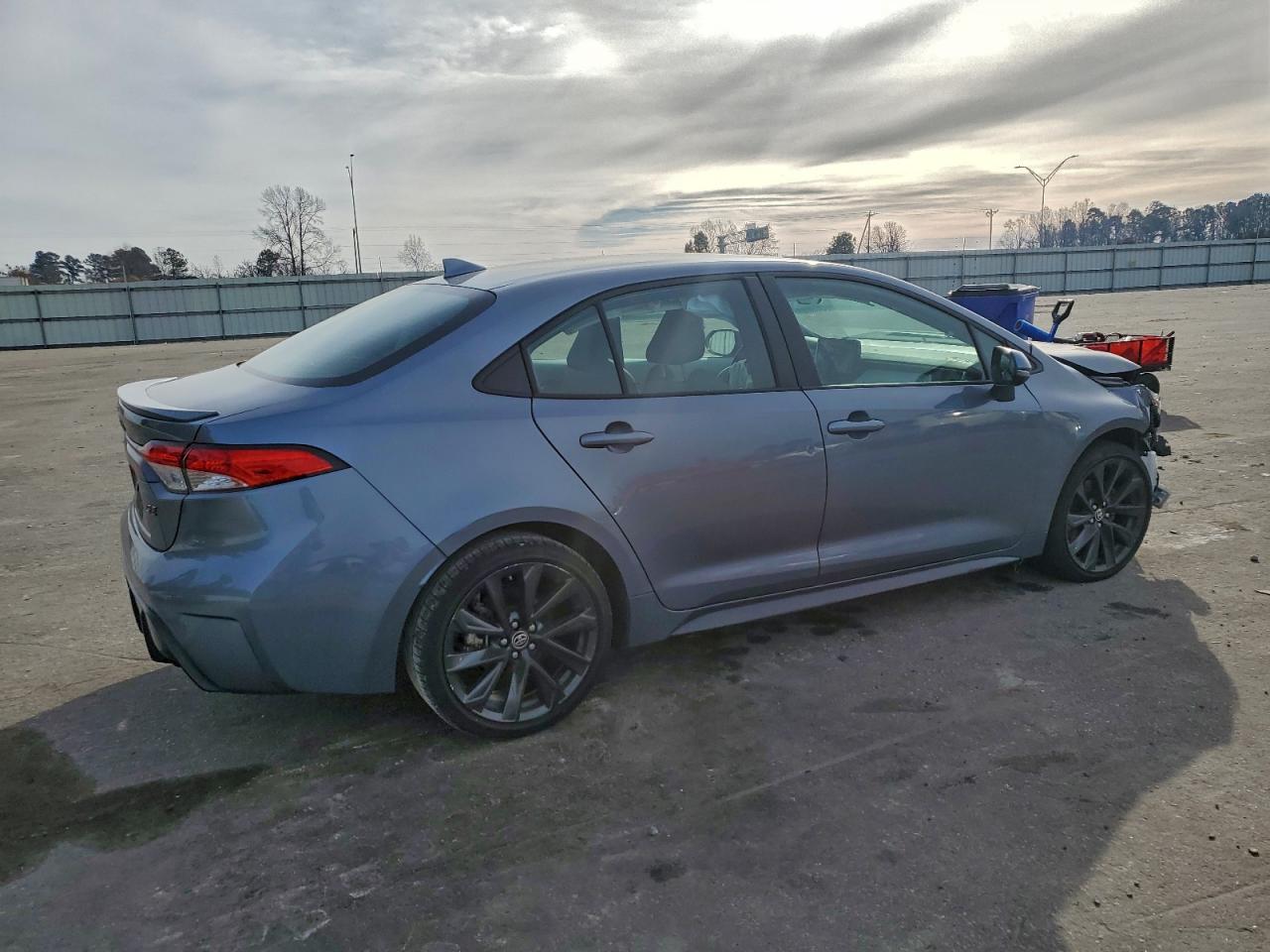2024 TOYOTA COROLLA SE photo 3