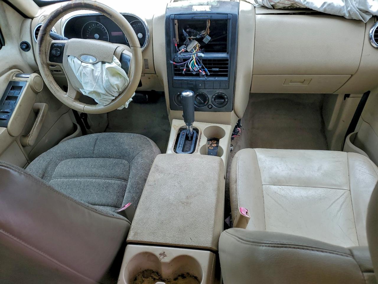 2006 FORD EXPLORER XLT photo 8