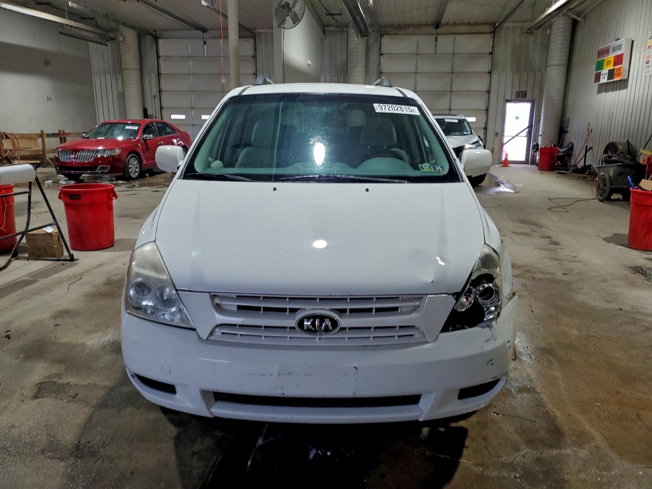 2008 KIA SEDONA EX photo 9