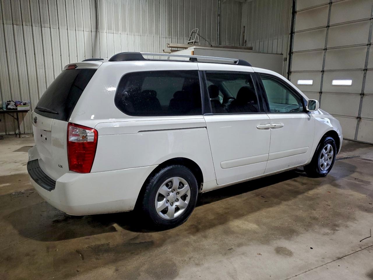 2008 KIA SEDONA EX photo 5