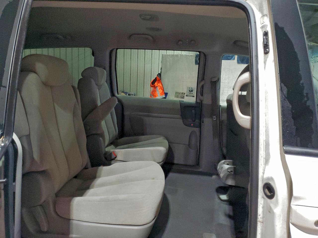 2008 KIA SEDONA EX photo 21