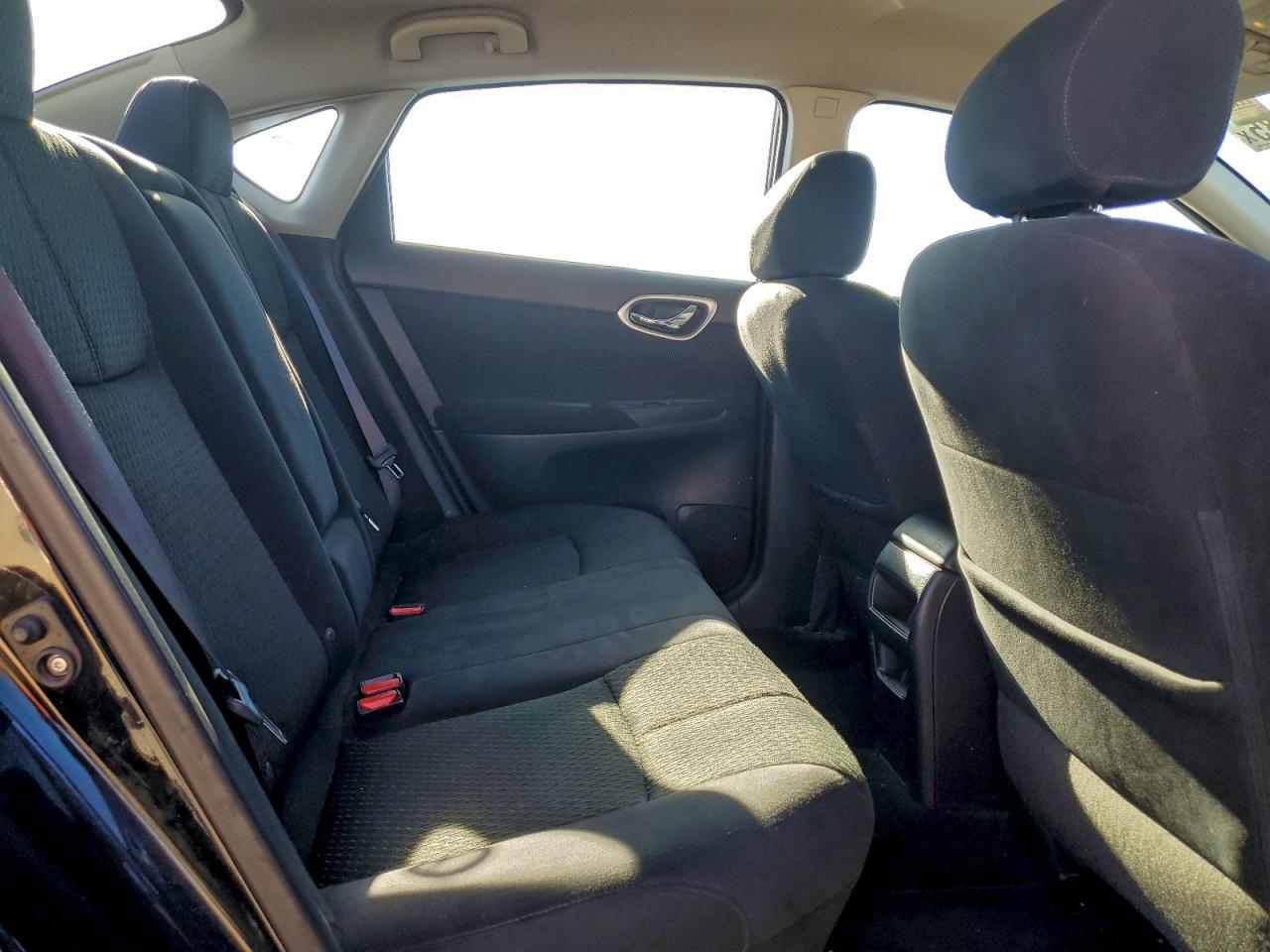 2014 NISSAN SENTRA S photo 28