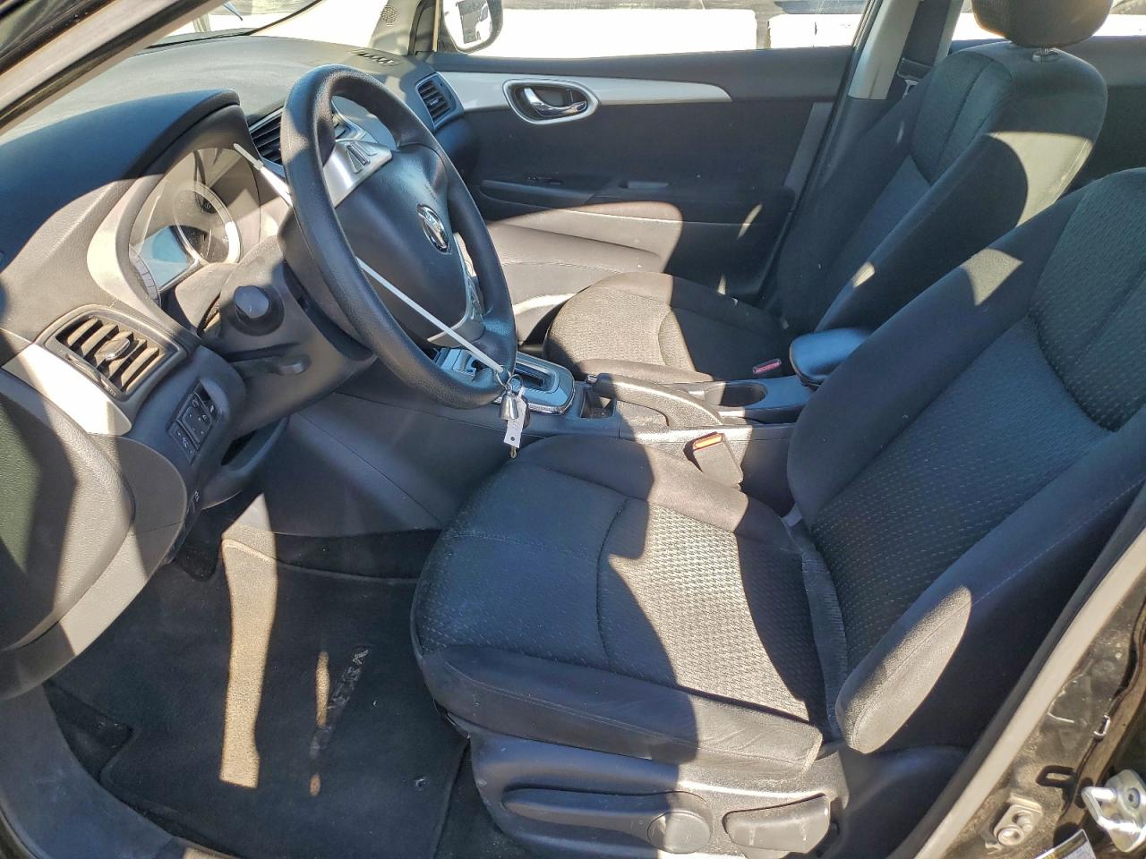 2014 NISSAN SENTRA S photo 19