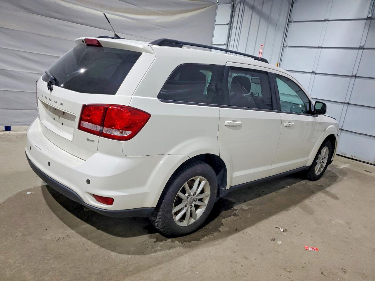 2014 DODGE JOURNEY SXT photo 3