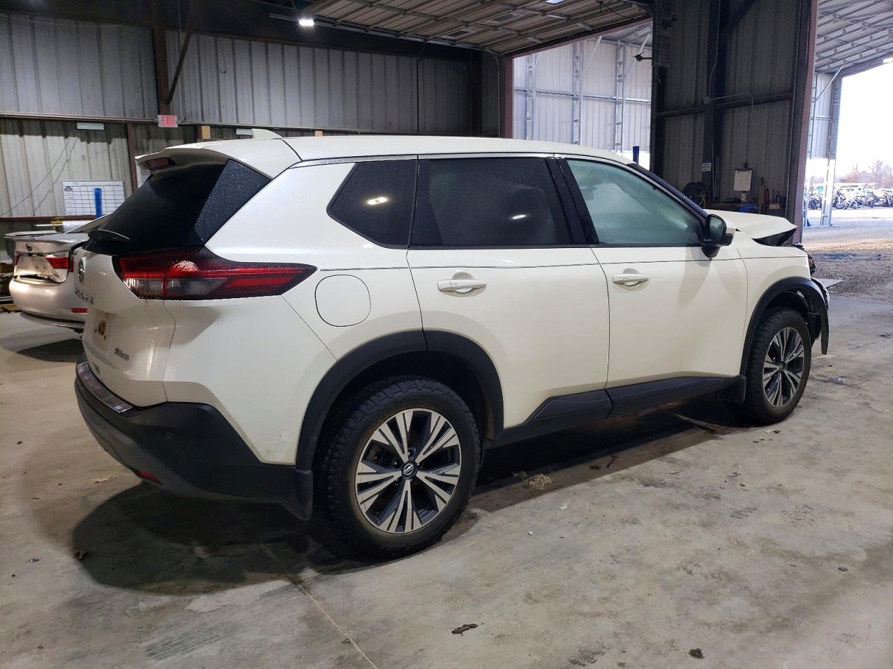 2021 NISSAN ROGUE SV photo 3