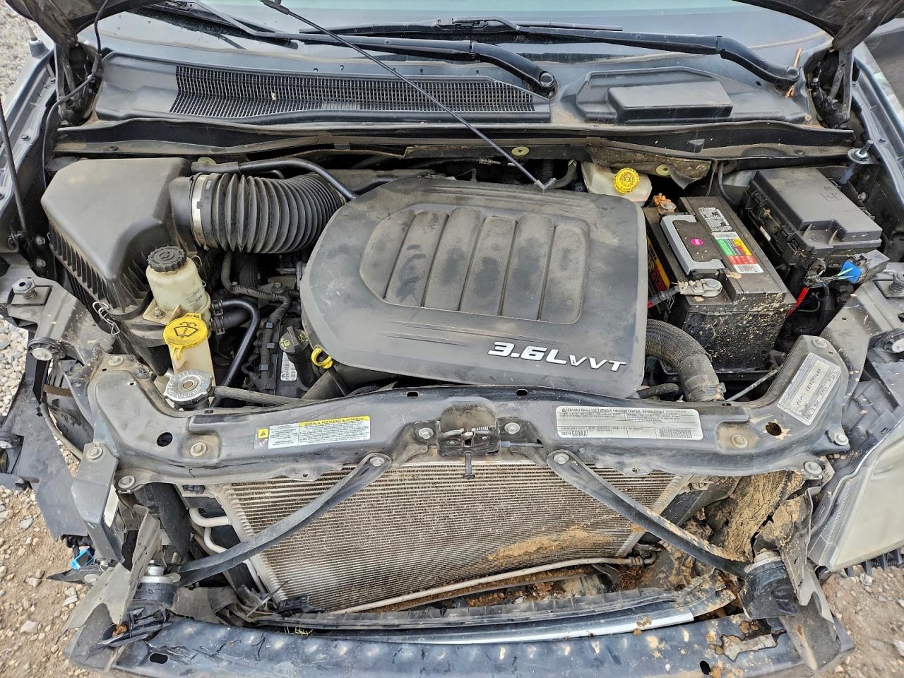 2012 CHRYSLER TOWN & COUNTRY LIMITED photo 12