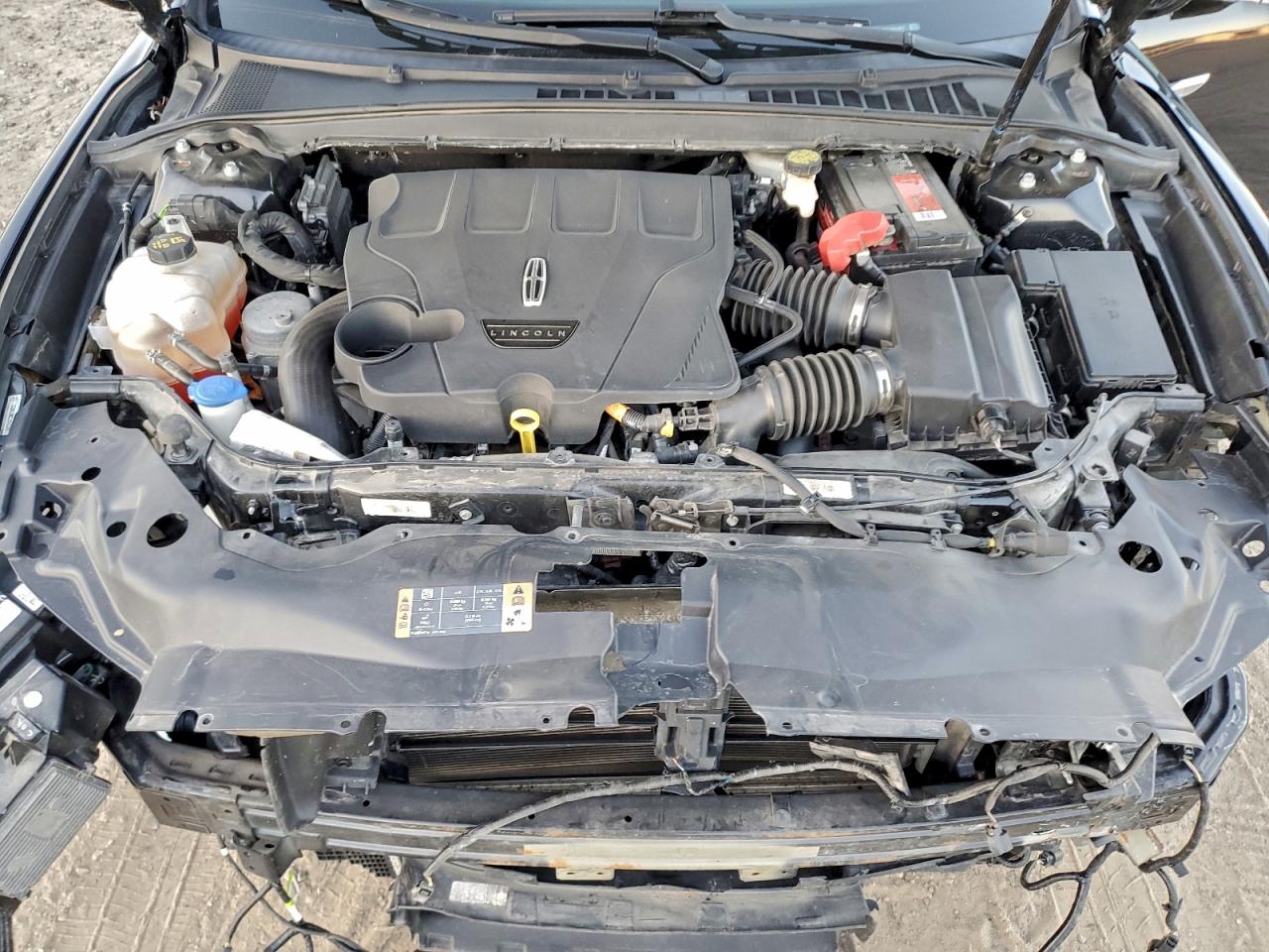 2017 LINCOLN CONTINENTAL RESERVE photo 11
