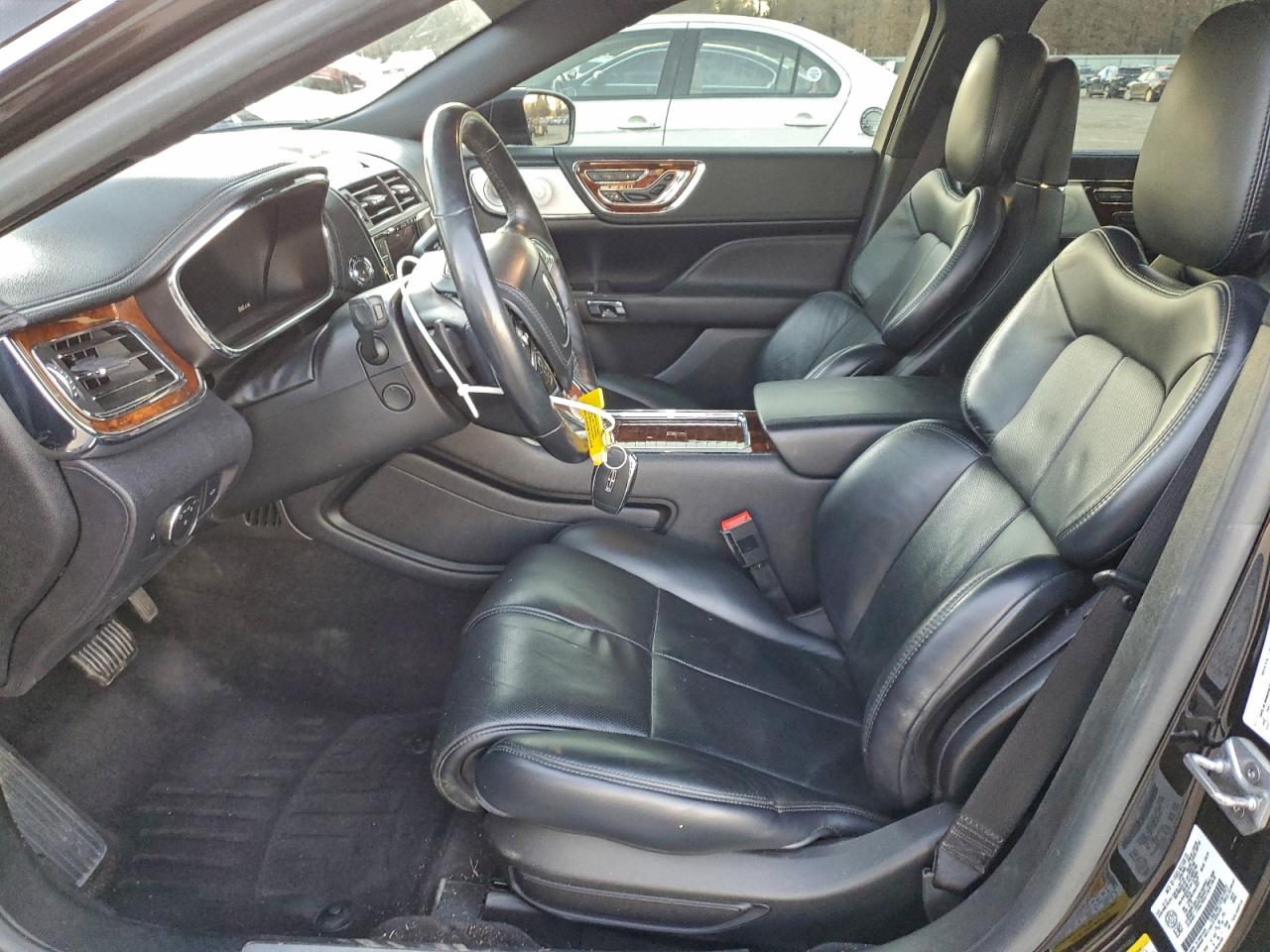 2017 LINCOLN CONTINENTAL RESERVE photo 7