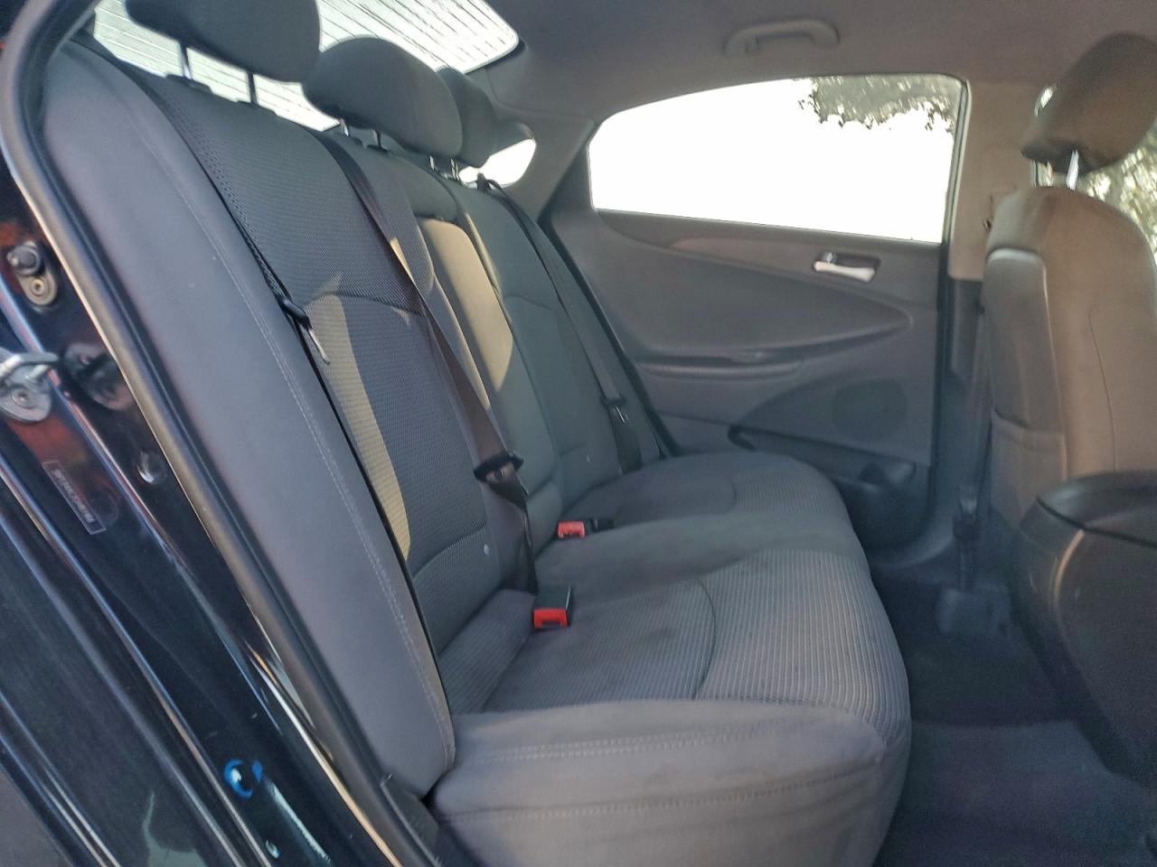 2012 HYUNDAI SONATA GLS photo 10