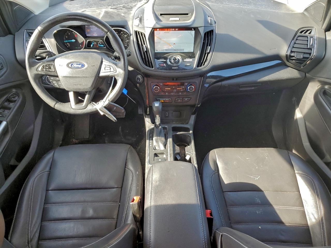 2017 FORD ESCAPE TITANIUM photo 8