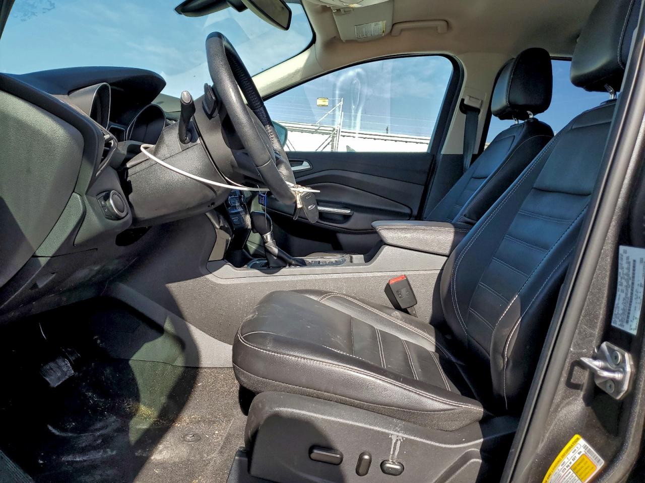 2017 FORD ESCAPE TITANIUM photo 7