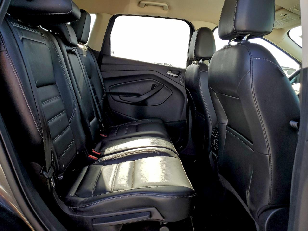 2017 FORD ESCAPE TITANIUM photo 10
