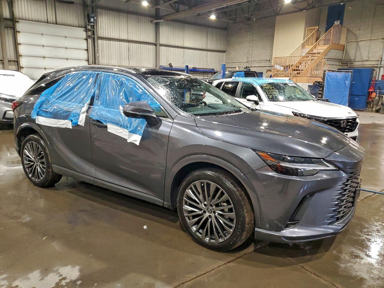 2025 LEXUS RX 450H+ LUXURY photo 4