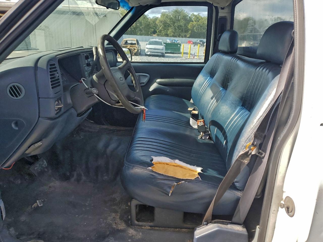 1997 CHEVROLET GMT-400 C1500 photo 13