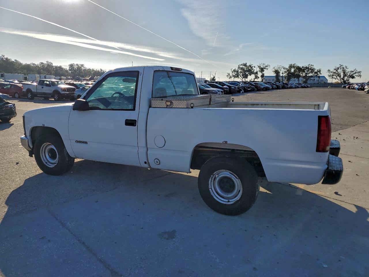 1997 CHEVROLET GMT-400 C1500 photo 3