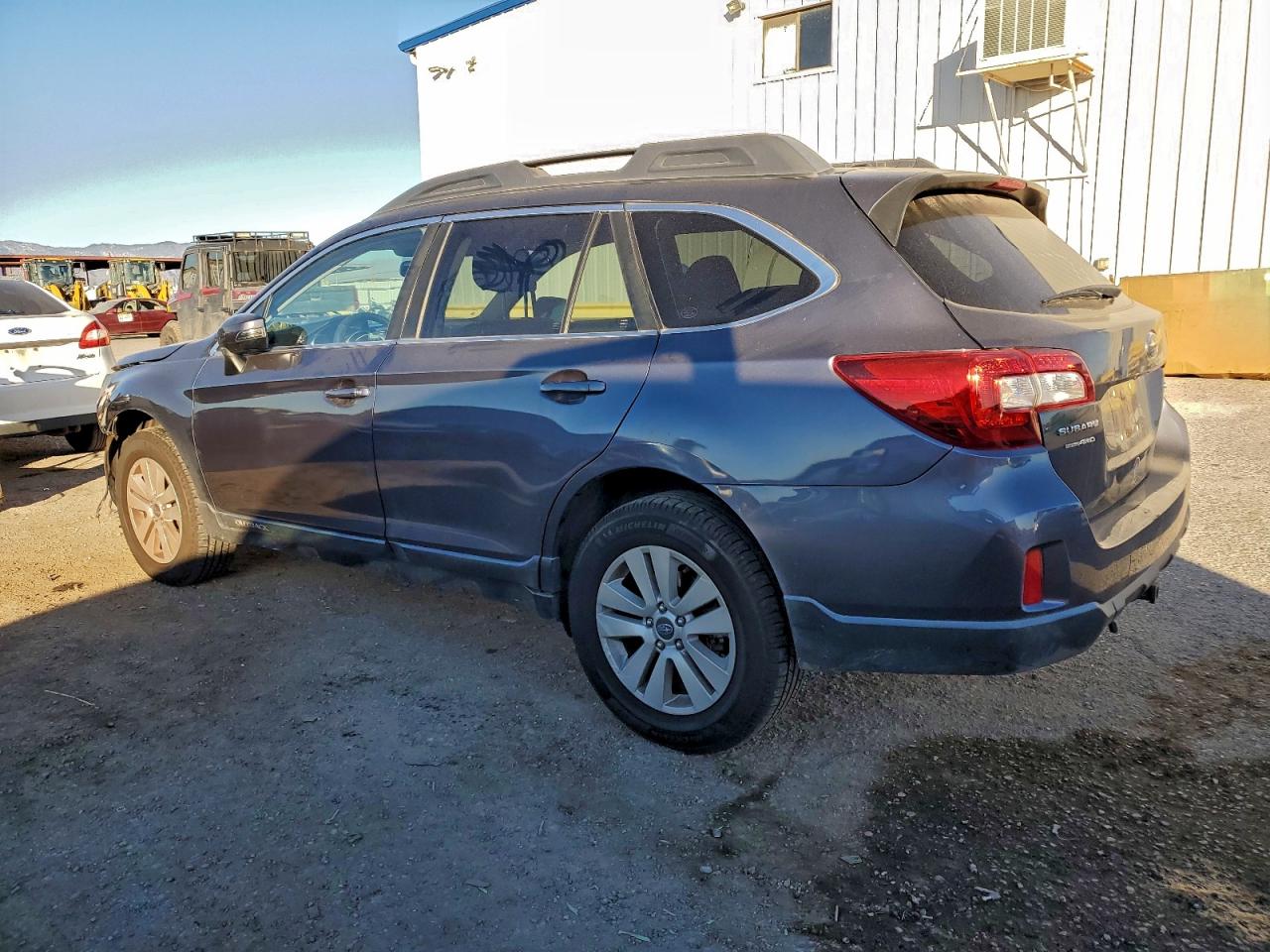 2015 SUBARU OUTBACK 2.5I PREMIUM photo 4