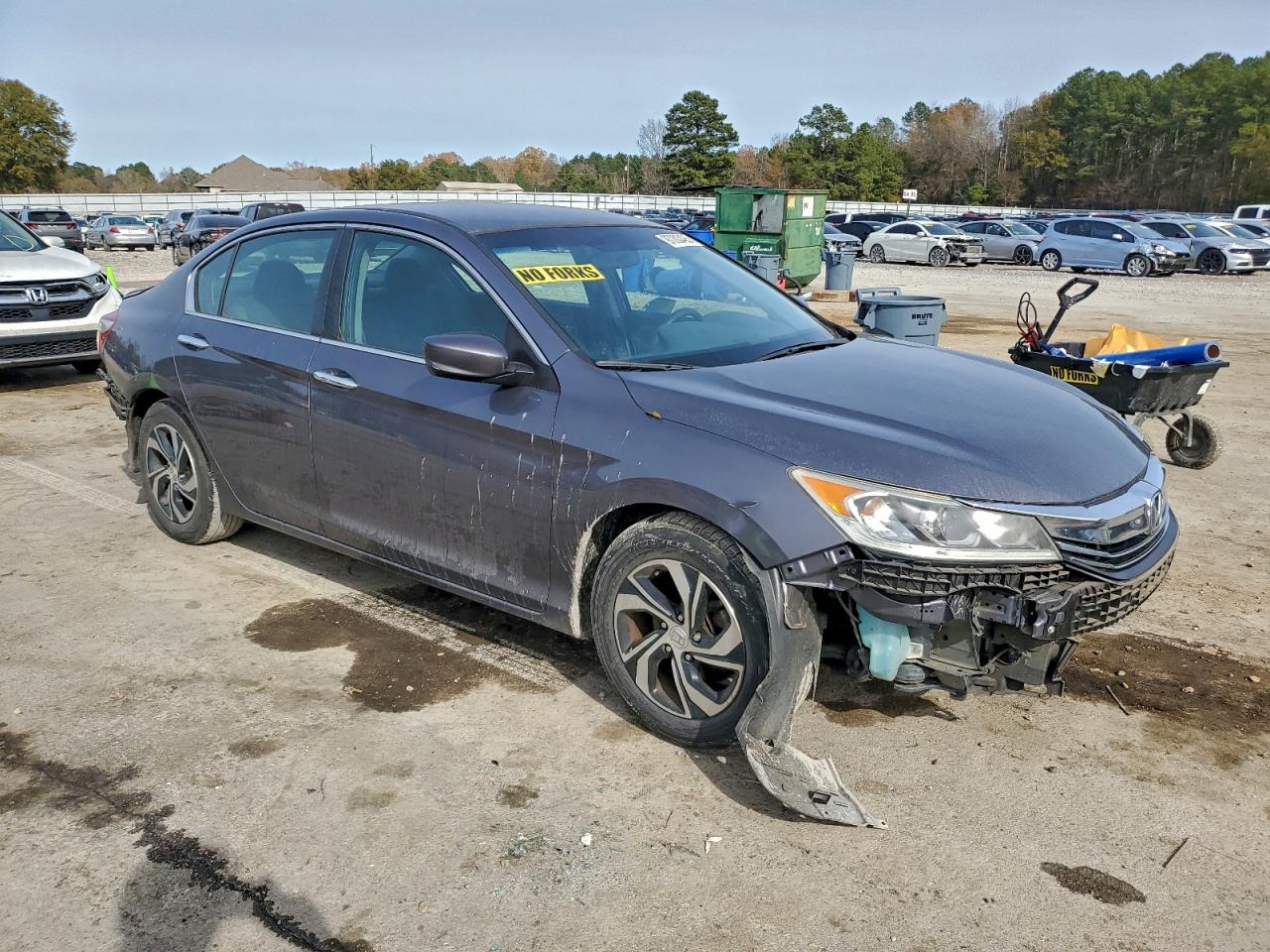 2016 HONDA ACCORD LX photo 4