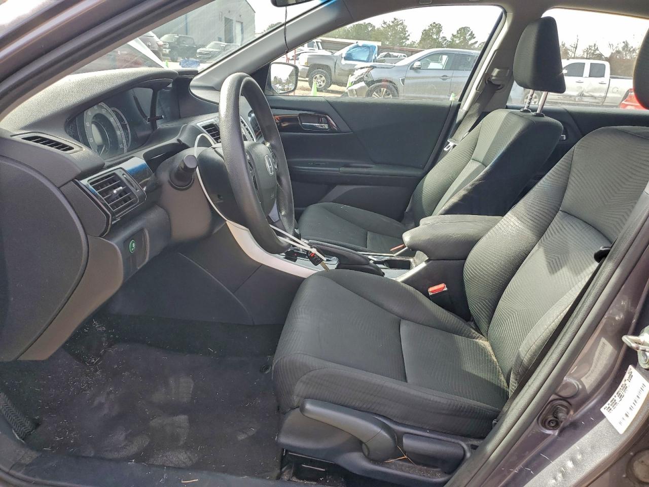 2016 HONDA ACCORD LX photo 7