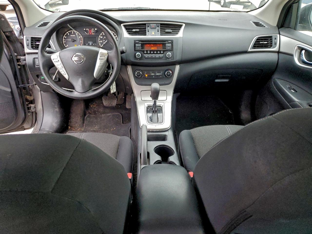 2015 NISSAN SENTRA S photo 8