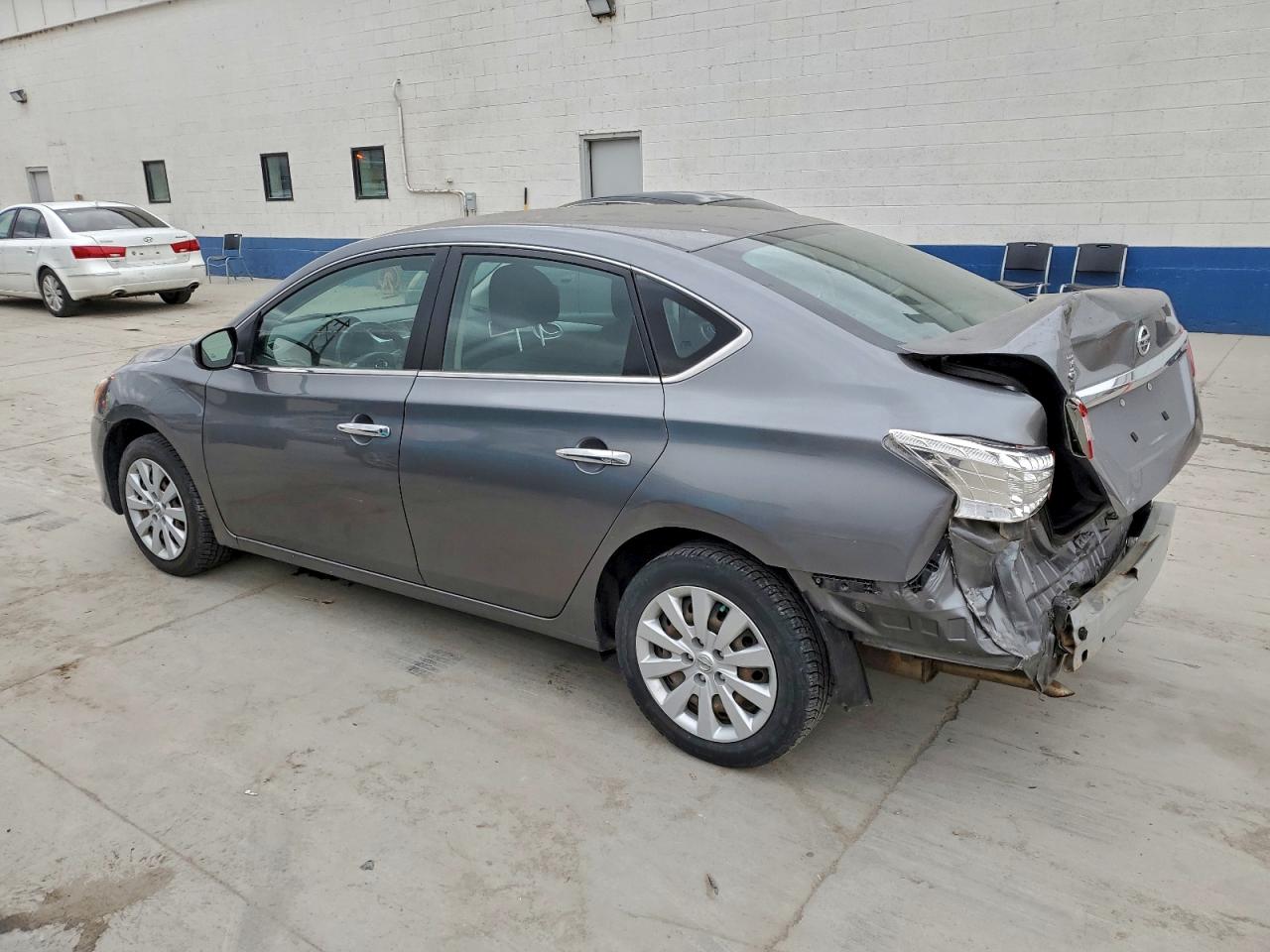 2015 NISSAN SENTRA S photo 2