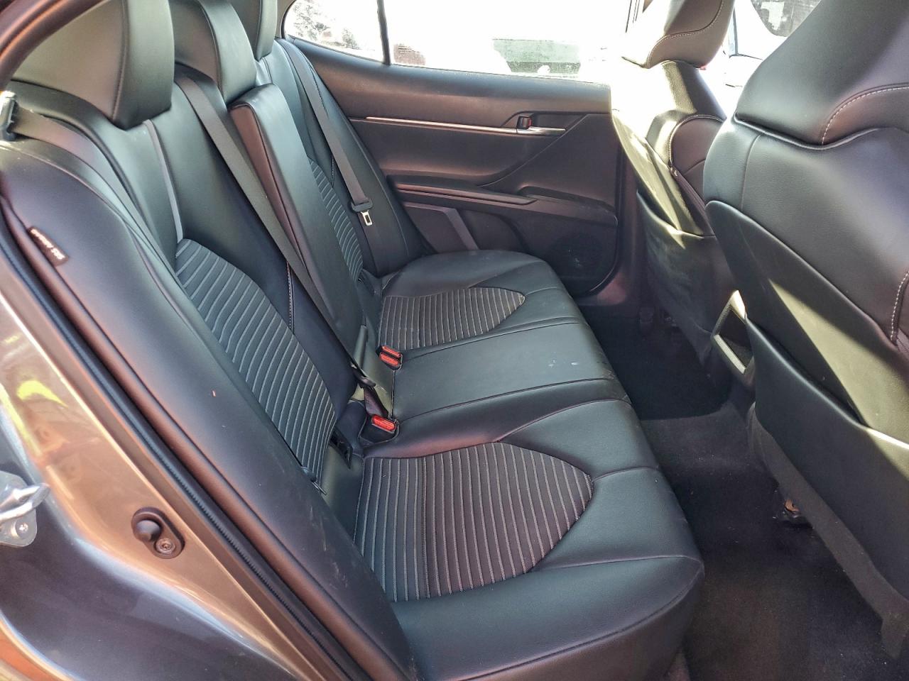 2022 TOYOTA CAMRY SE photo 10