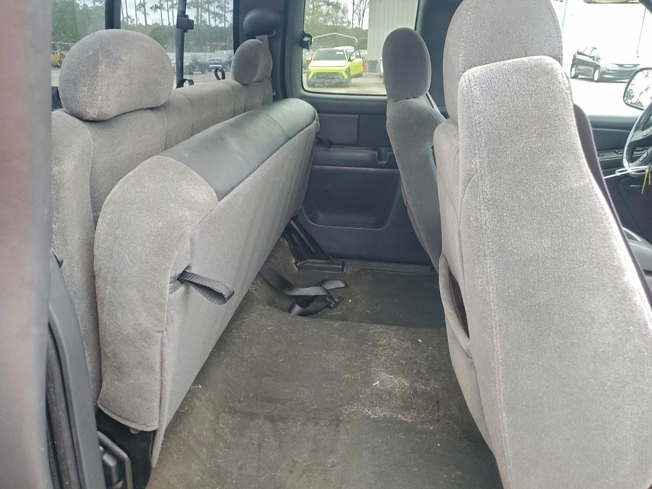 2004 CHEVROLET SILVERADO K1500 photo 10