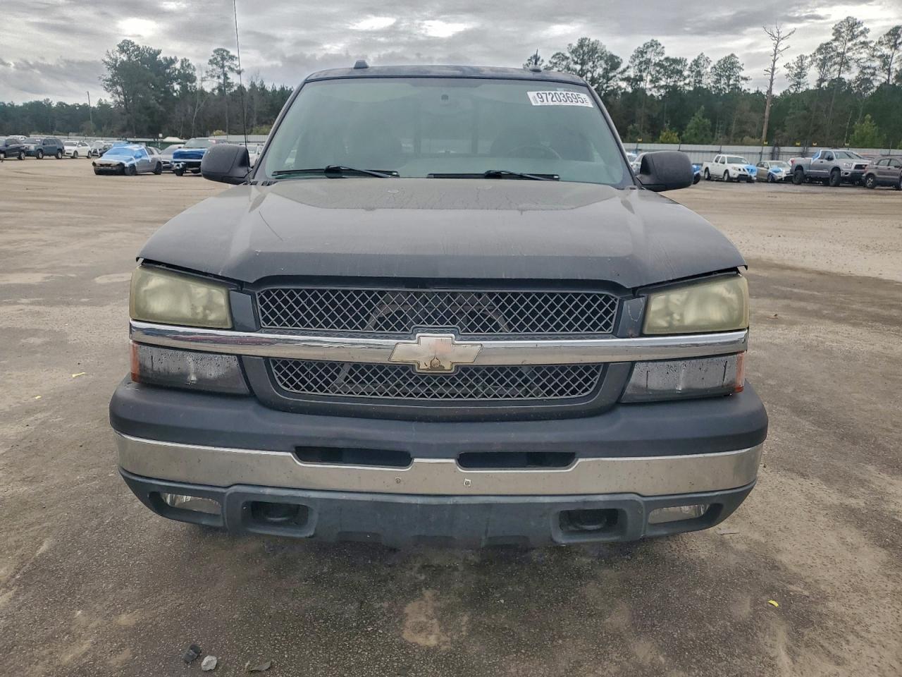 2004 CHEVROLET SILVERADO K1500 photo 5