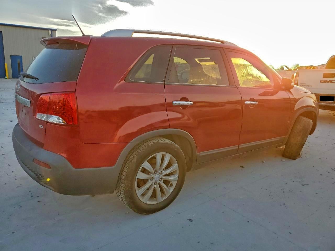 2011 KIA SORENTO EX photo 3
