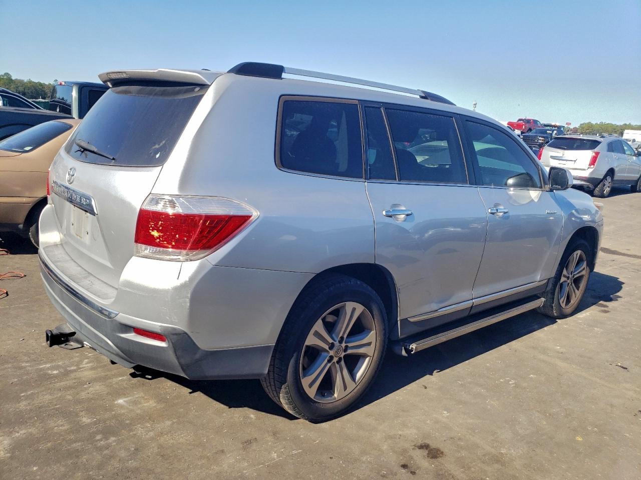 2012 TOYOTA HIGHLANDER LIMITED photo 5