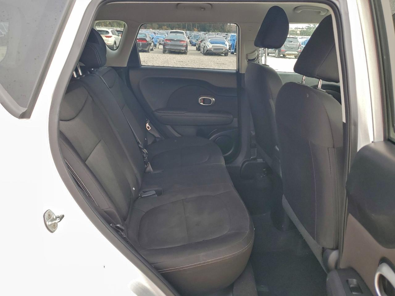 2016 KIA SOUL photo 21