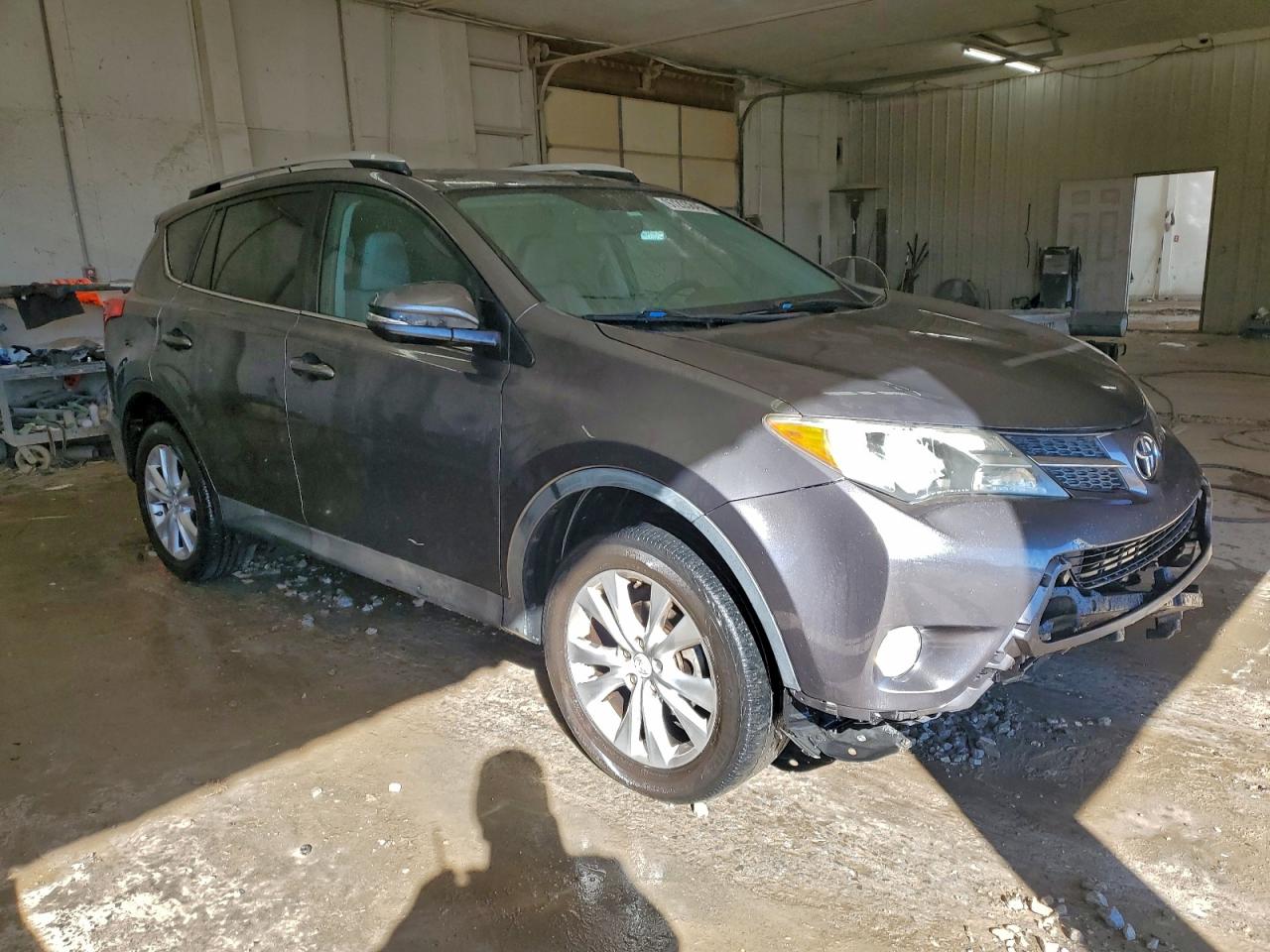 2013 TOYOTA RAV4 LIMITED photo 10