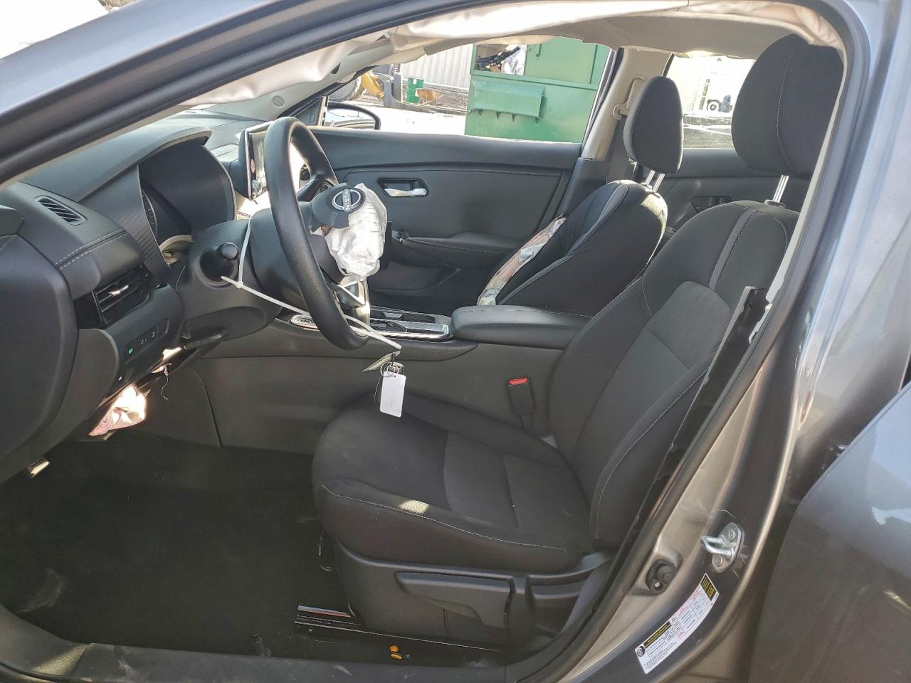 2025 NISSAN SENTRA SV photo 13
