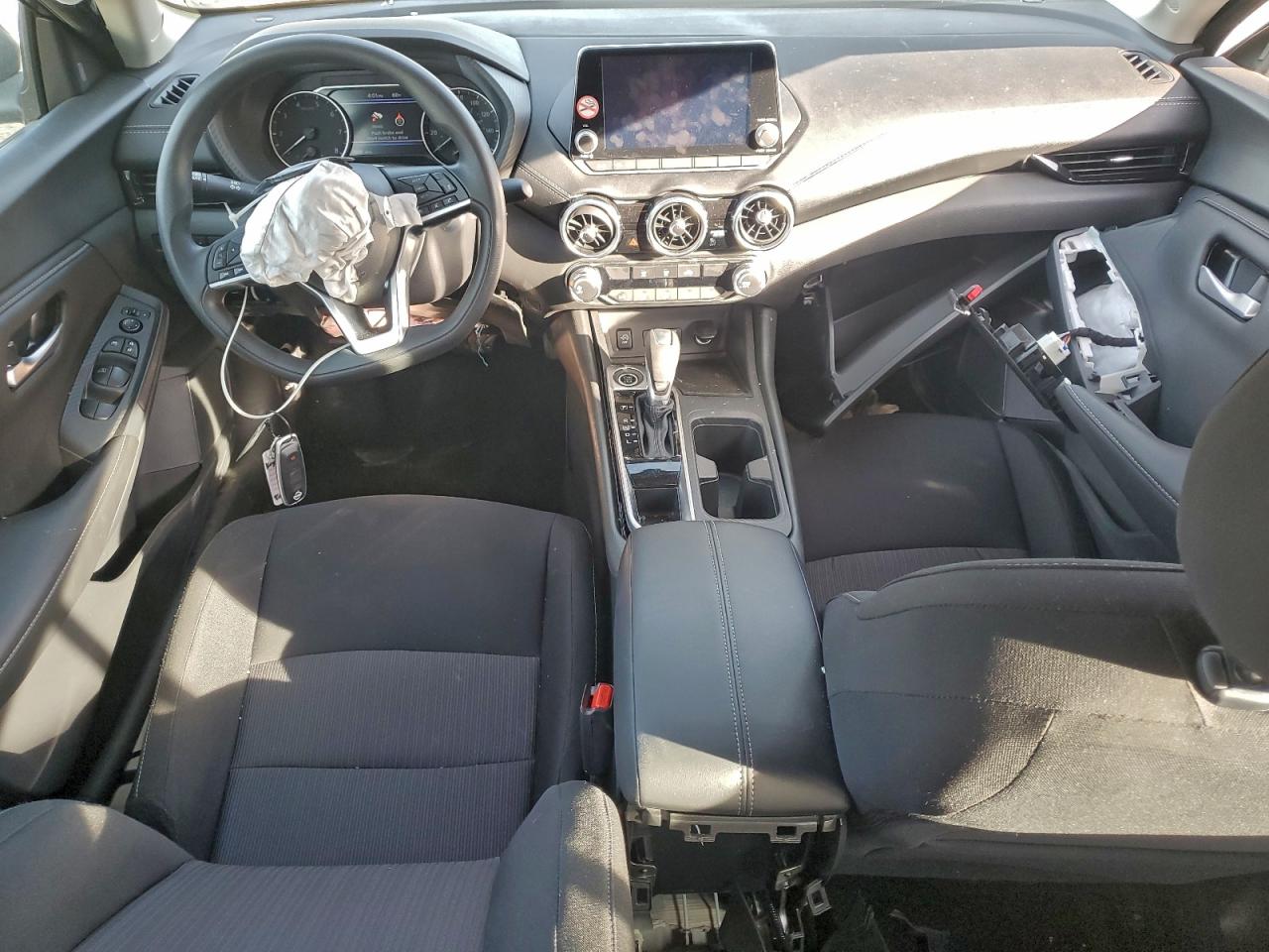 2025 NISSAN SENTRA SV photo 15