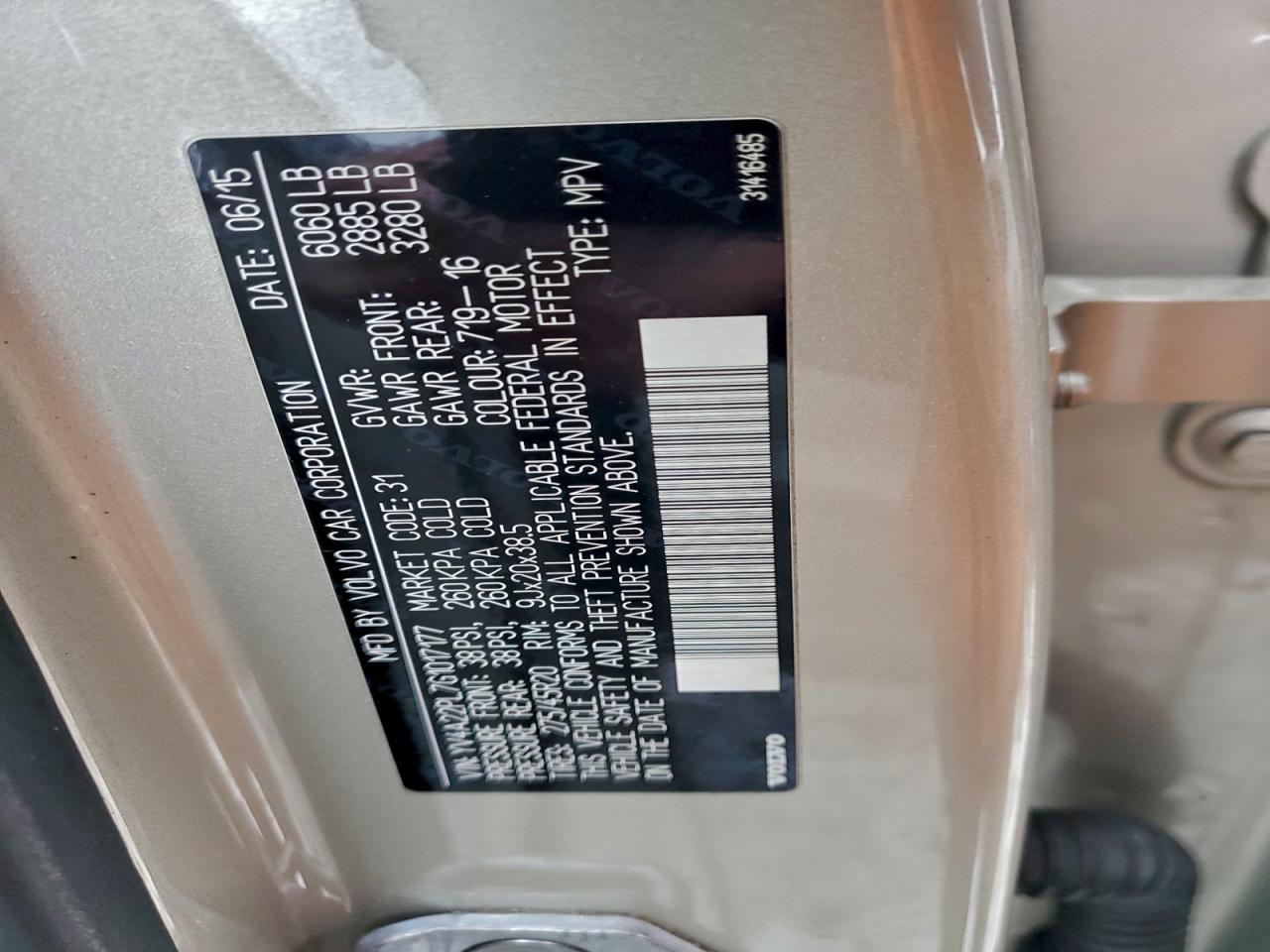 2016 VOLVO XC90 T6 photo 13