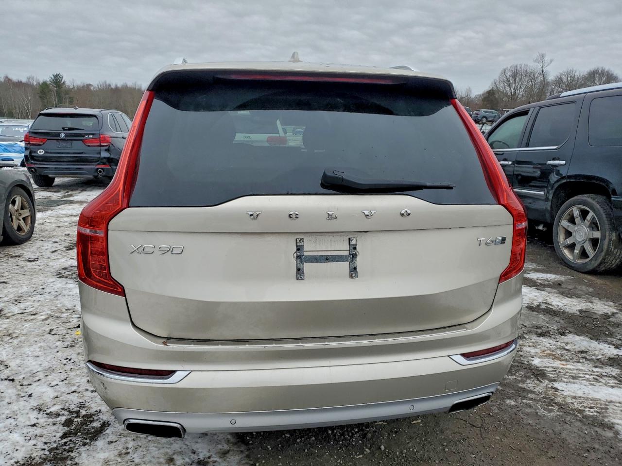 2016 VOLVO XC90 T6 photo 6