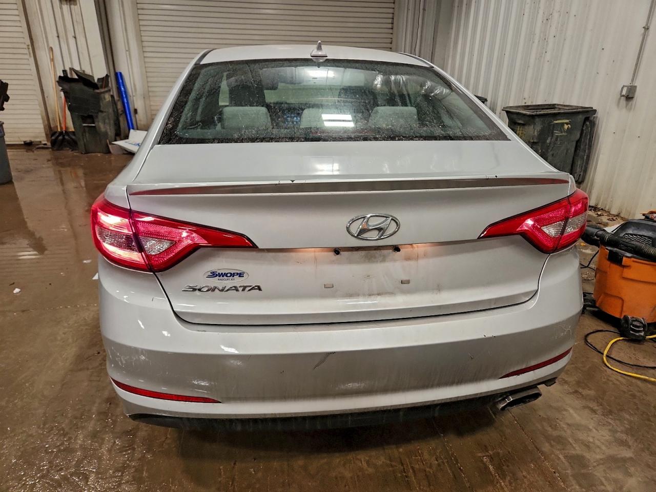 2016 HYUNDAI SONATA SE photo 6