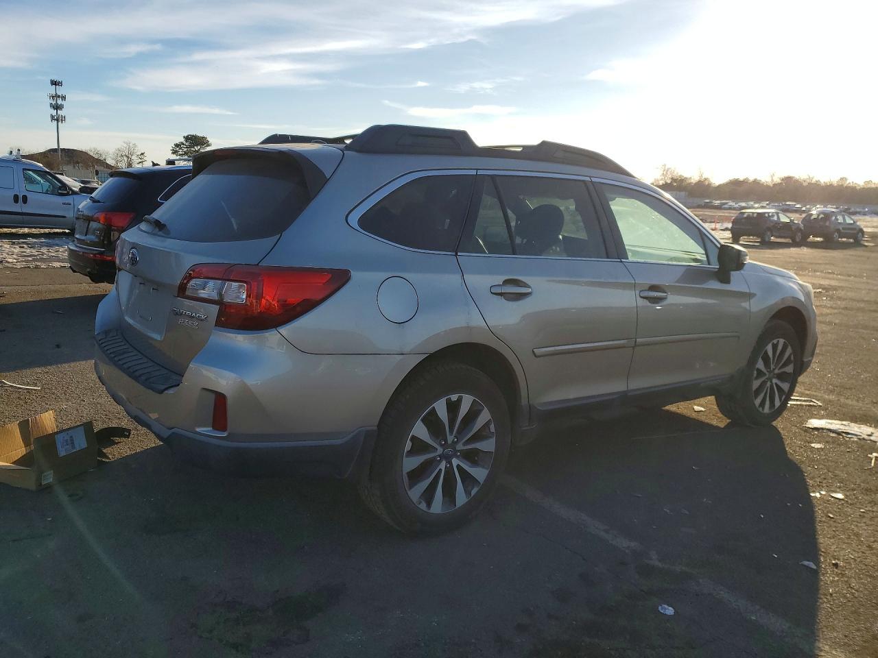 2015 SUBARU OUTBACK 2.5I LIMITED photo 3