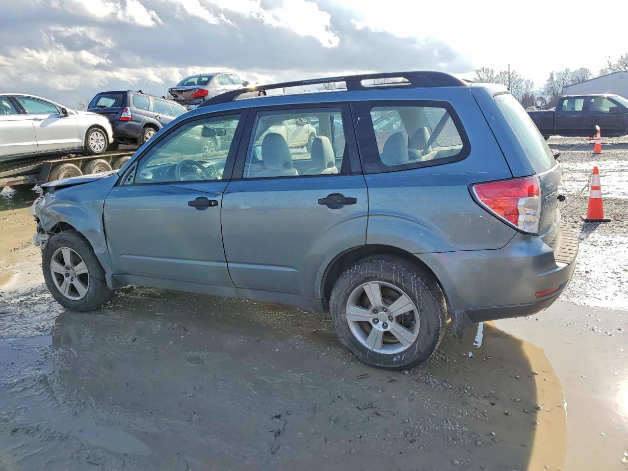 2011 SUBARU FORESTER 2.5X photo 2