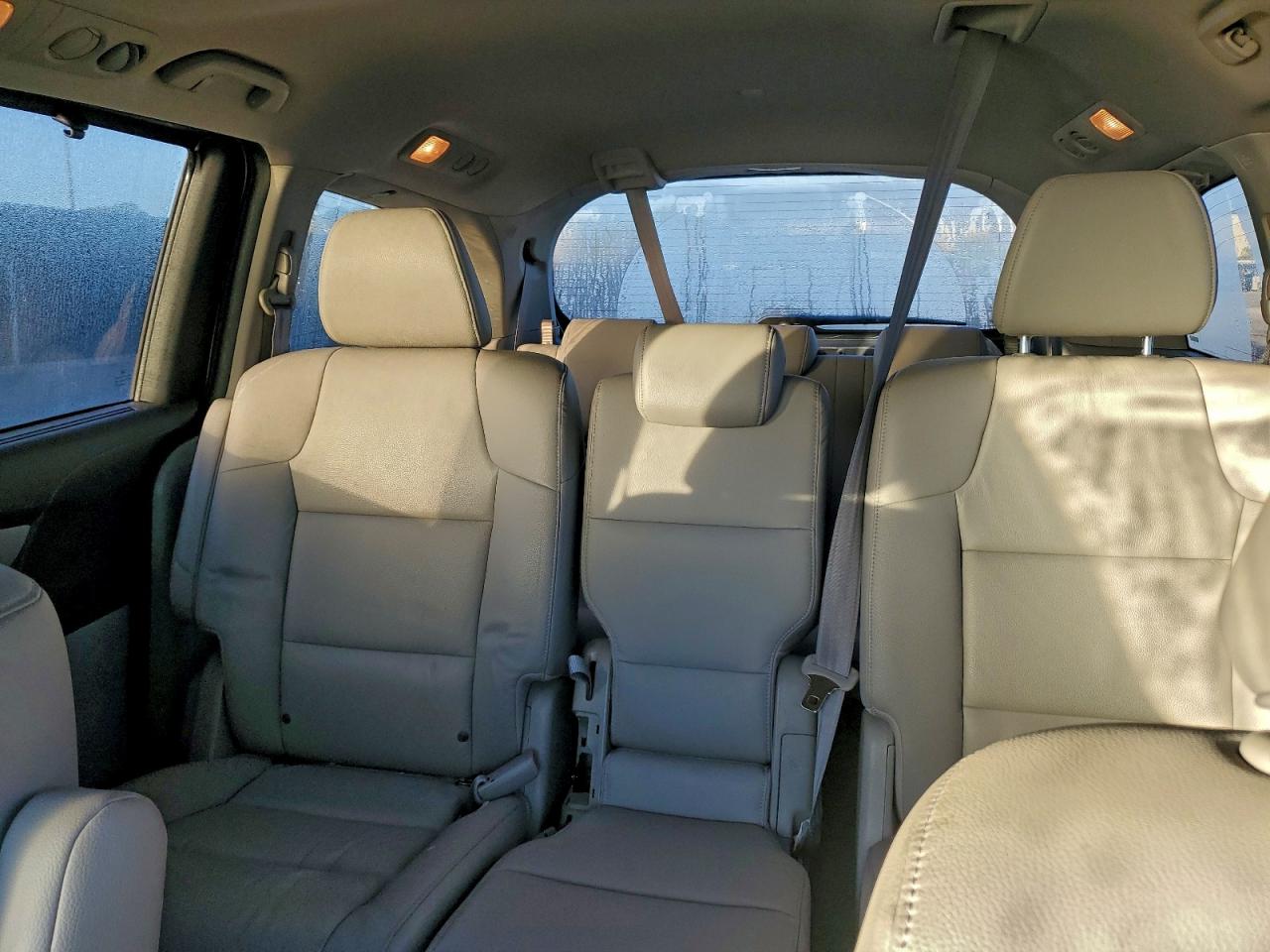 2014 HONDA ODYSSEY EXL photo 10