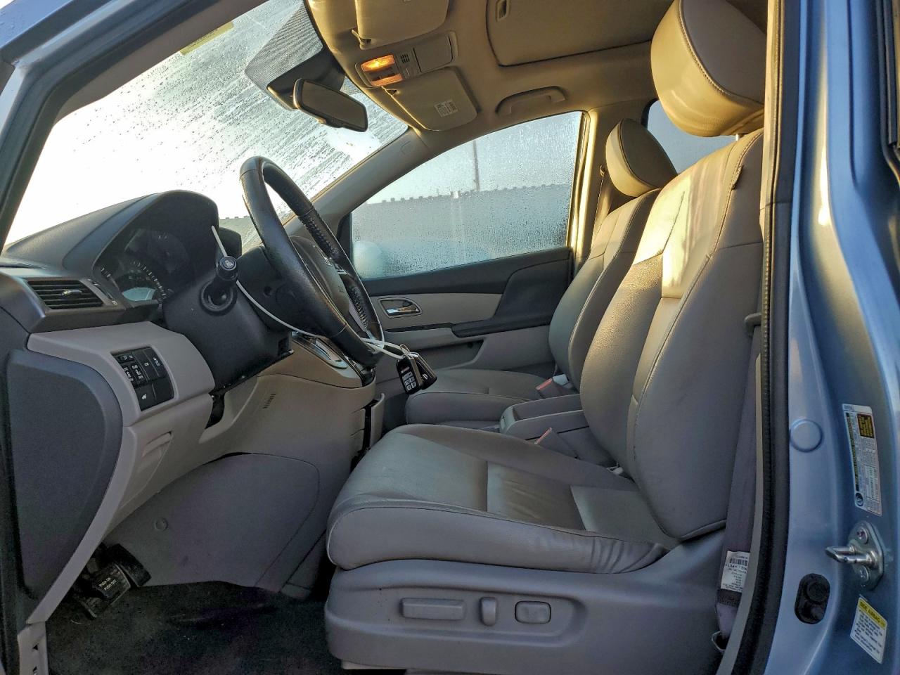 2014 HONDA ODYSSEY EXL photo 7