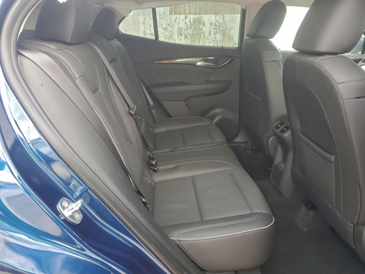 2023 BUICK ENVISION ESSENCE photo 11
