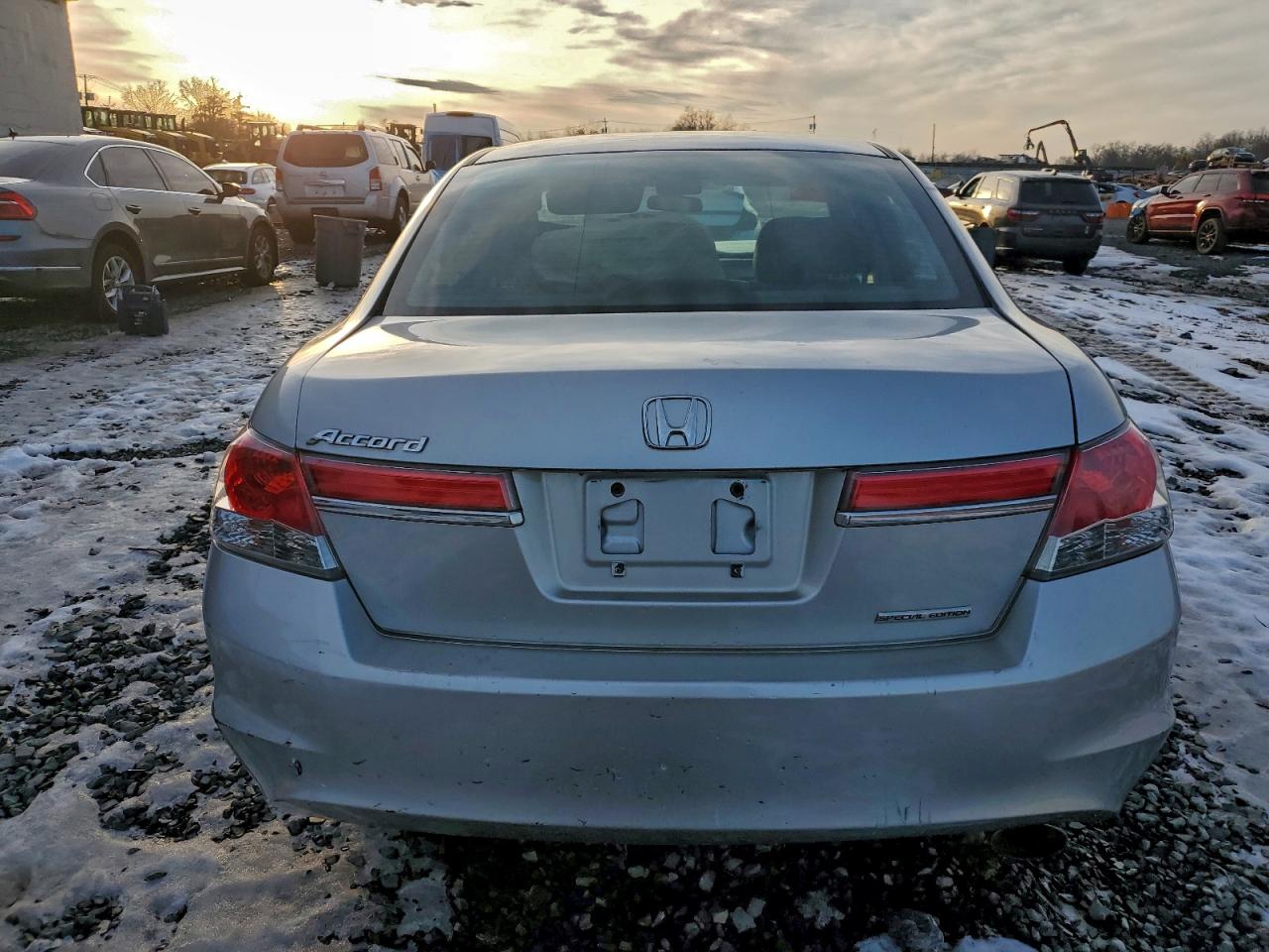 2012 HONDA ACCORD SE photo 6