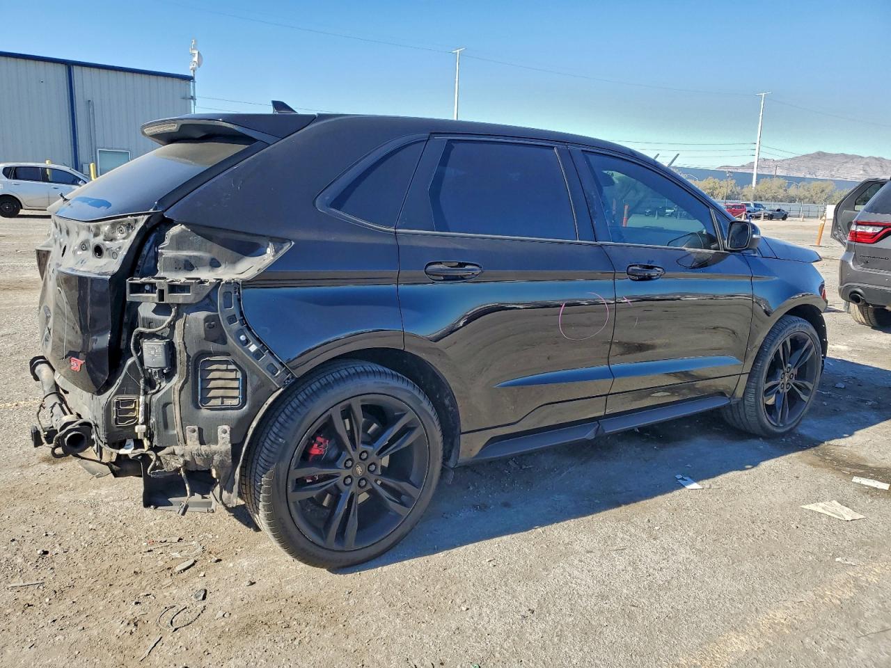 2019 FORD EDGE ST photo 3