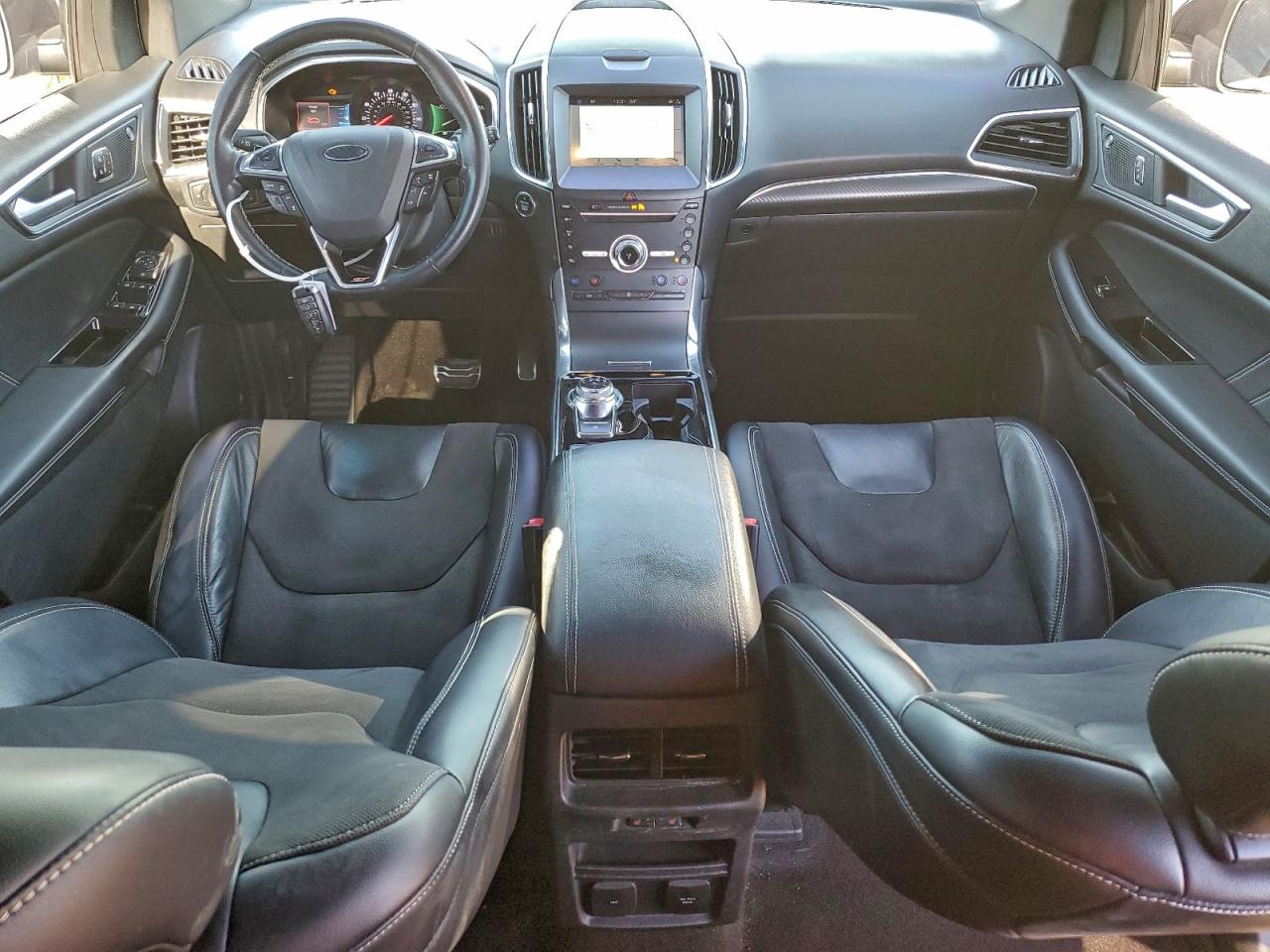 2019 FORD EDGE ST photo 8