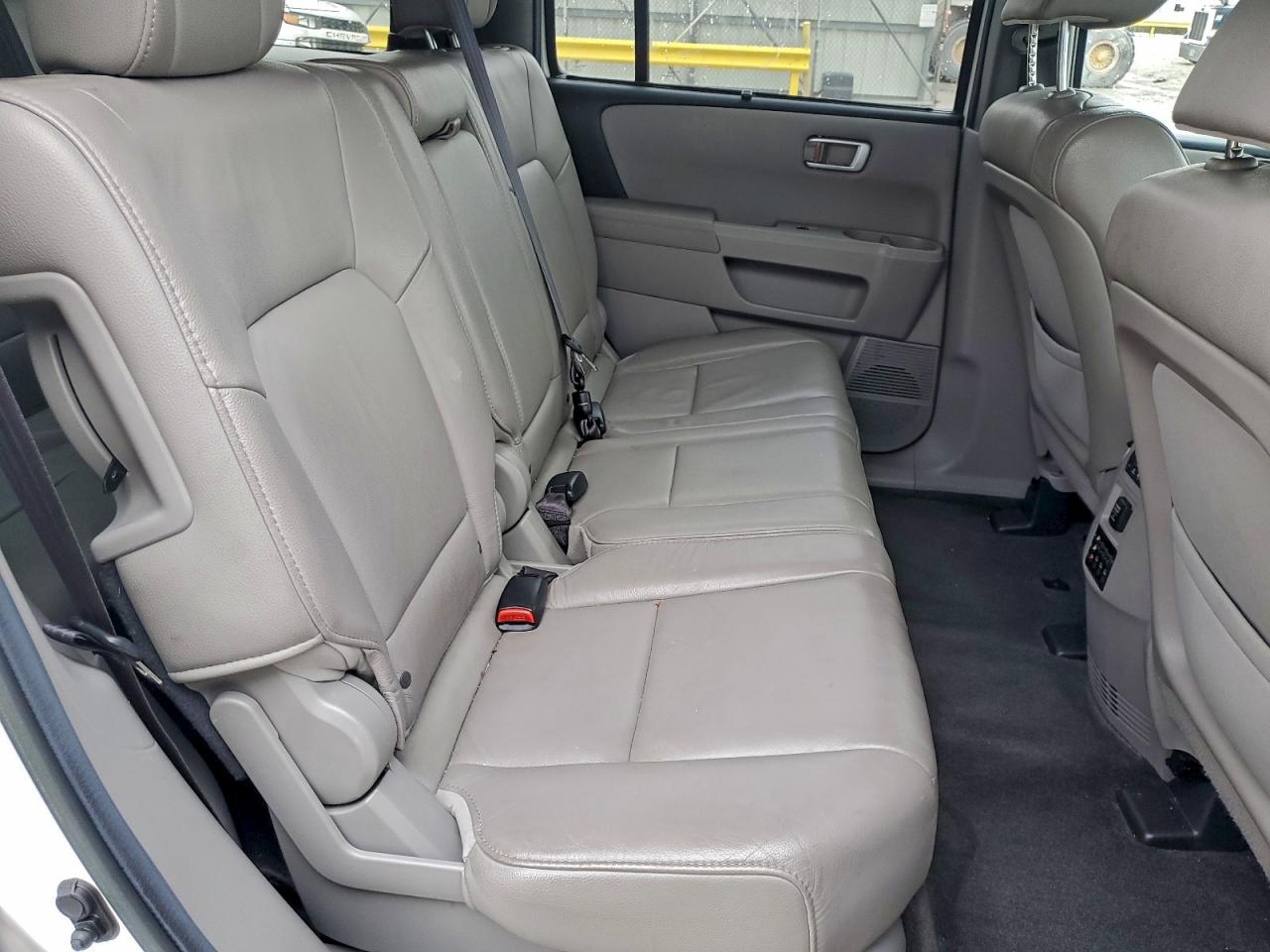 2013 HONDA PILOT TOURING photo 11