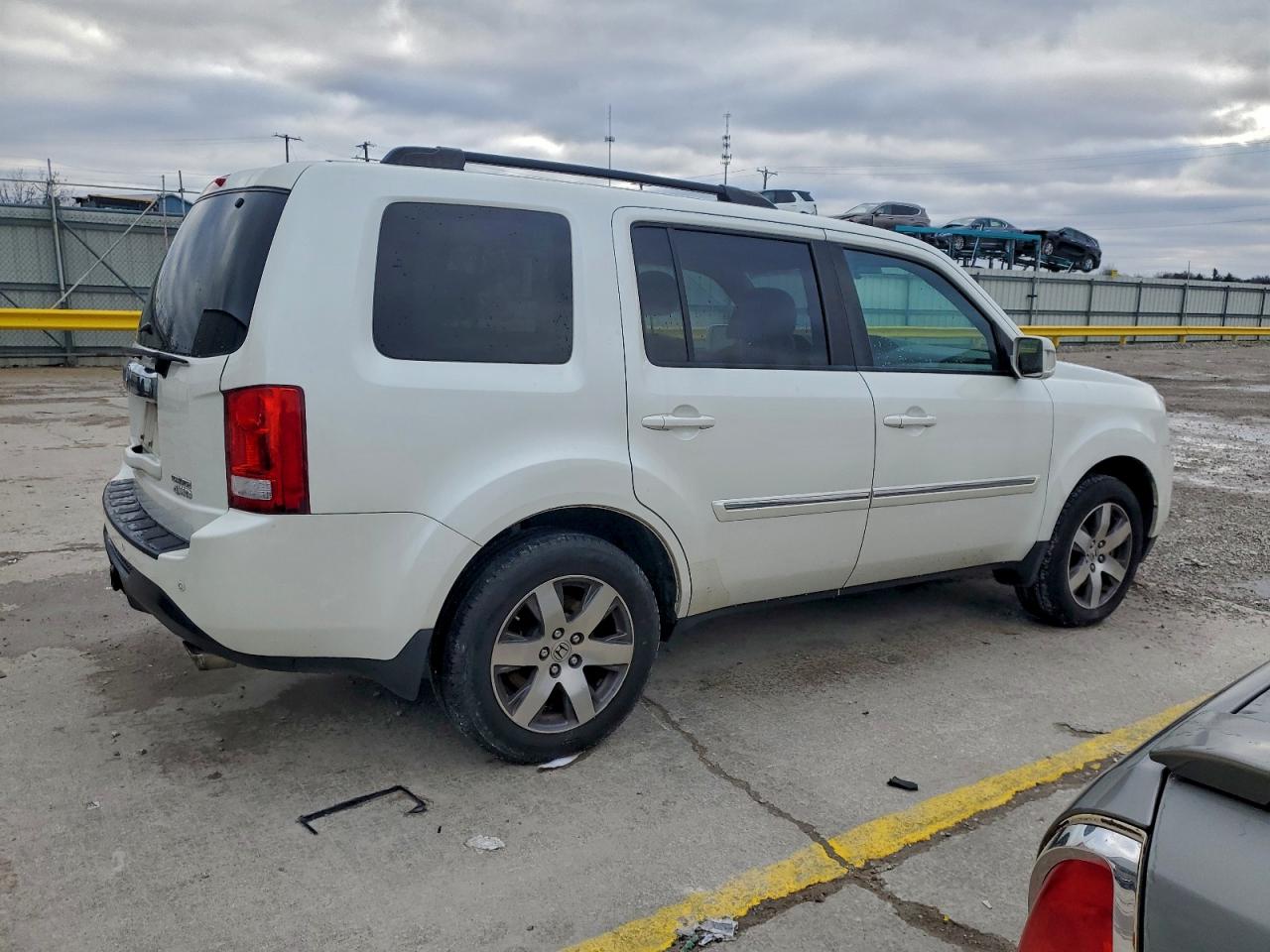 2013 HONDA PILOT TOURING photo 3
