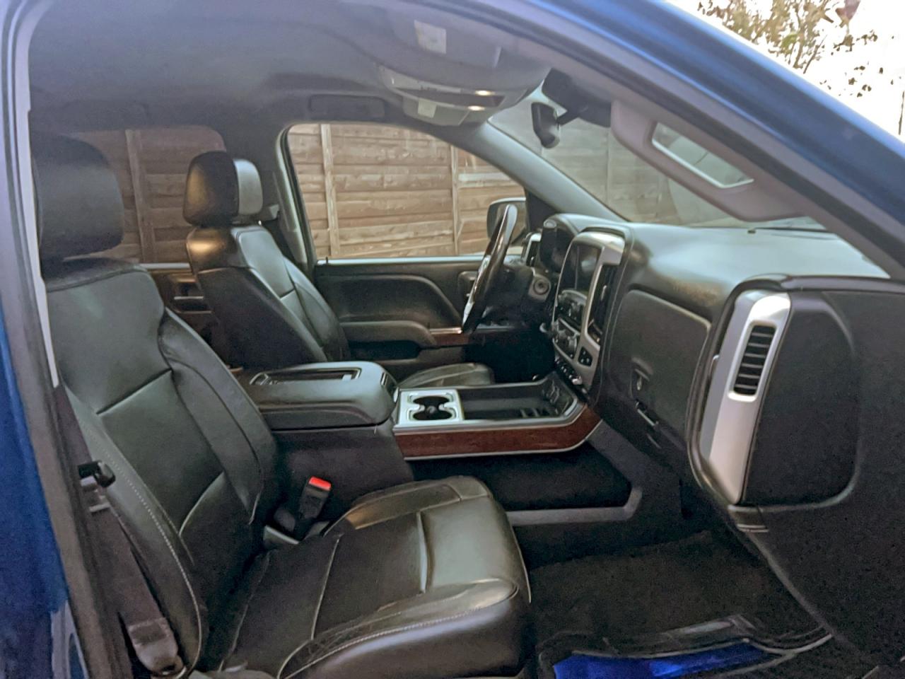 2017 GMC SIERRA C1500 SLT photo 5