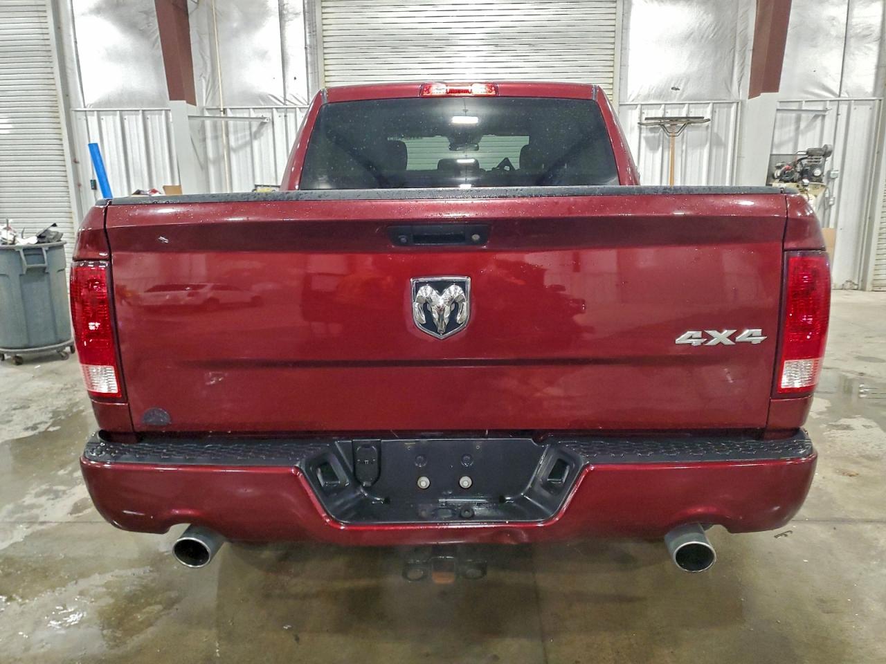 2017 RAM 1500 ST photo 6