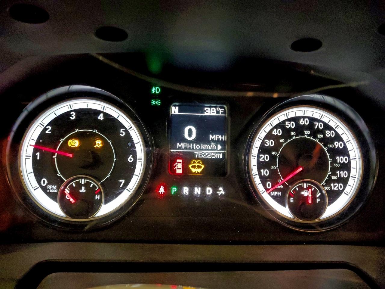 2017 RAM 1500 ST photo 9
