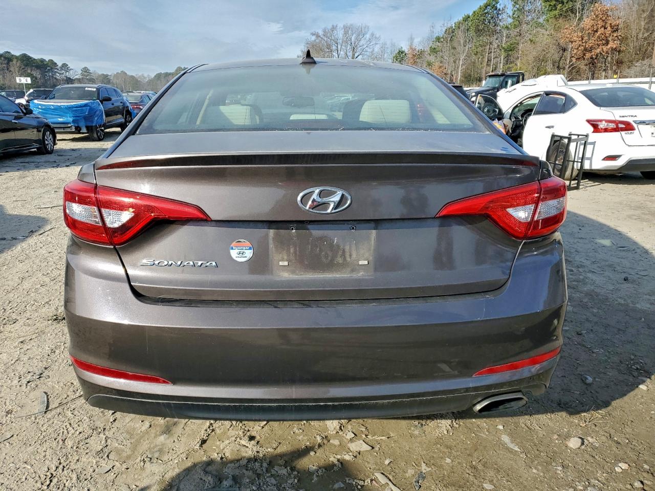 2015 HYUNDAI SONATA SE photo 6